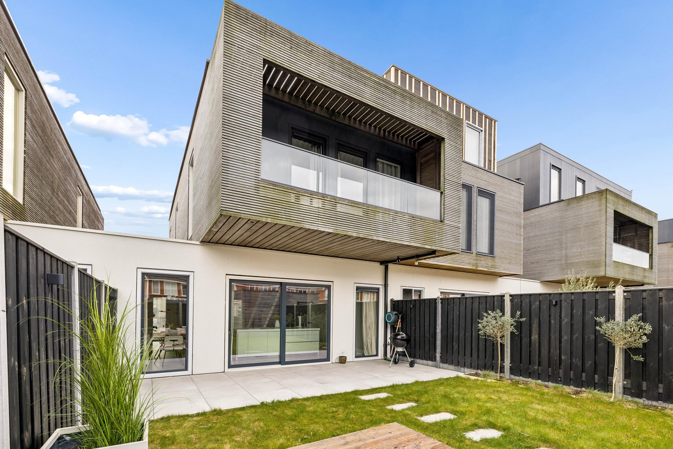 Hoofdafbeelding Erik de Rodestraat 35